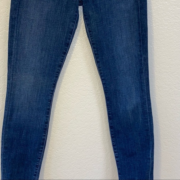 MOTHER Looker Ankle Fray Girl Crush Wash Jeans - Picture 4 of 15